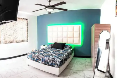 Image de Comfort and Privacy in the Entire Center of the Pink Zone of the El Poblado Area