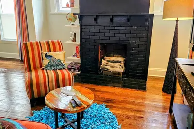 Image de Classic near Cleve Clinic/Cwru/Uh - Larchmere Blvd w/Porch