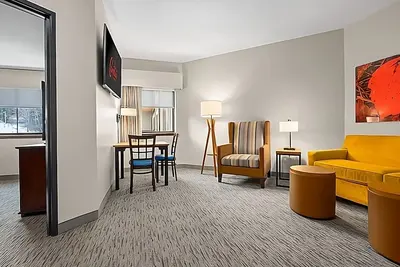 Image de Unforgettable Getaway! 2 Units w/ Complimentary Breakfast, Indoor Activities!