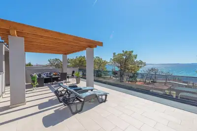 Image de Maison luxueuse à Vir