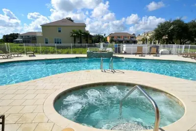 Image de Luxury Pool Villa: Serenity Haven, 3br, Balcony - 17413
