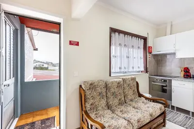 Image de Maison de vacances 'T1 Perto Do Porto' avec vue sur la montagne, terrasse privée et Wi-Fi