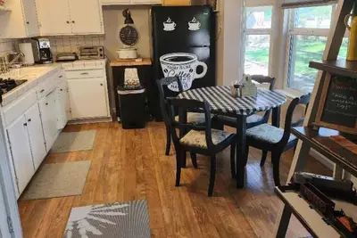 Image de Quaint and charming Duplex, Unit B in Old Town Folsom