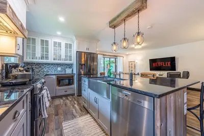 Image de Stunning 4bd Home Near Sunset Beach - Patio - Bbq