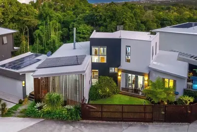 Image de Stunning House in Peaceful Coastal Setting
