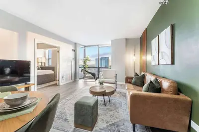 Image de Rooftop Access with Views and Gym - Lcp Collection