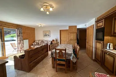 Image de Appartement Avec Piscine, Terrasse, et Wifi - 8 Personnes