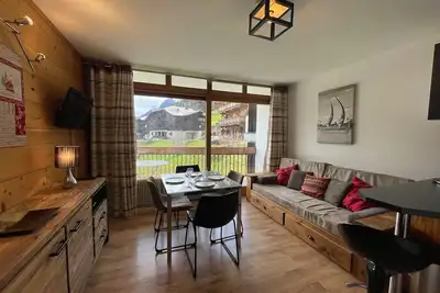 Image de Studio skis aux pieds, ensoleillé avec balcon et Wi-Fi à Morzine