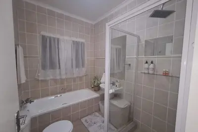 Image de Family friendly three bedroom Townhouse, in the heart of Midrand.