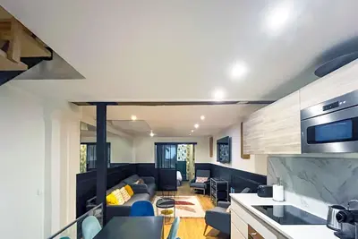 Image de Urban Flat 31 - Charming Triplex in Paris