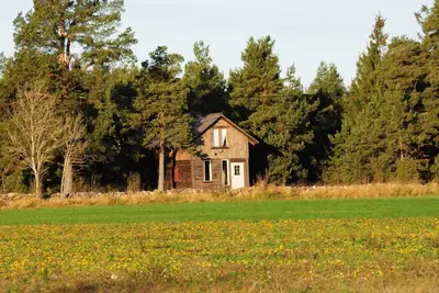 Image de A perfect place of refuge for a couple looking for peace and silence
