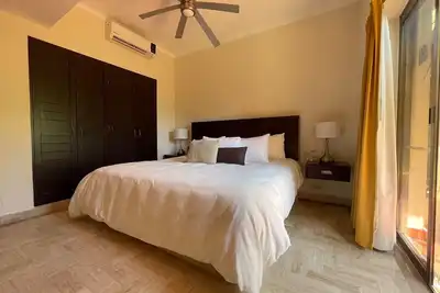 Image de Private 2 bedroom condo-Saturday to Saturday reservations Only.