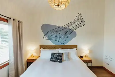 Image de One Bedroom King Deluxe Suite with Full Kitchen and Washer/Dryer in the Heart of Kalispell, Mt