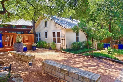 Image de Gorgeous Cottage Top Location Lgbt Friendly Great Location 5 Minutes to Downtown