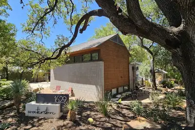 Image de Gay Friendly Modern Guest House - Great Location - Ev Charger