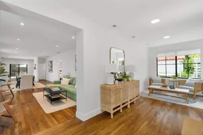 Image de New Modern Miami Home w/ Bonus Casita • Near Brickell, Calle Ocho & Beaches