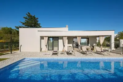 Image de Villa s 2 spavace sobe
