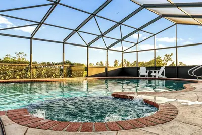 Image de Golf Course Front Oasis! Pool! Spa! Games!
