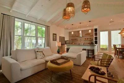 Image de Bright & Comfortable Florida Cottage, Within 15 Min to Siesta and Nokomis Beach