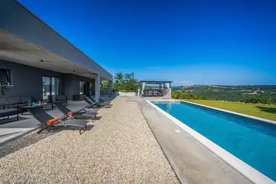 Image de Superbe maison de 3 chambres à Labin