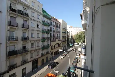 Image de Well Located Chamberi Room With Private Bathroom and Balcony