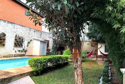 Image de Leisure area, accommodation with swimming pool and barbecue. Close to the subway and SPExpo