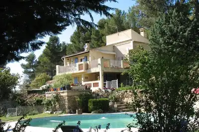 Image de Maison de vacances 'Nanou Avec Piscine' avec vue montagne, piscine privée et Wi-Fi