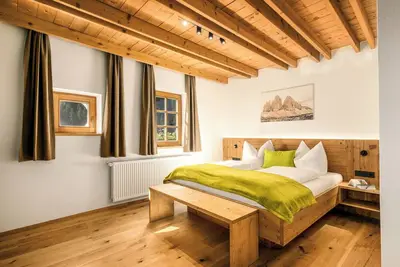 Image de Appartement \"Perfila Morgenrot\" avec vue sur les montagnes, jardin partagé et Wi-Fi