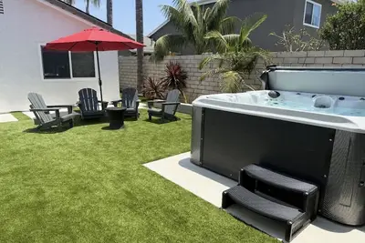 Image de Luxury Space | Minutes To Beach | Spa | Patio