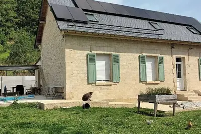 Image de Amoureux de la nature et de vieilles pierres (châteaux)