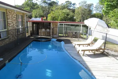 Image de Beautiful house, located in a quiet area of town with its own private pool