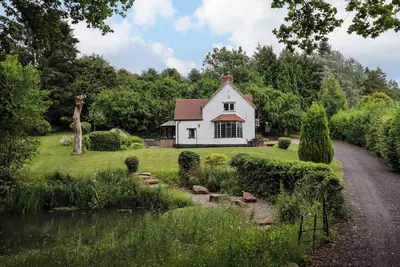 Image de Grove Cottage, family friendly, with hot tub in Leominster