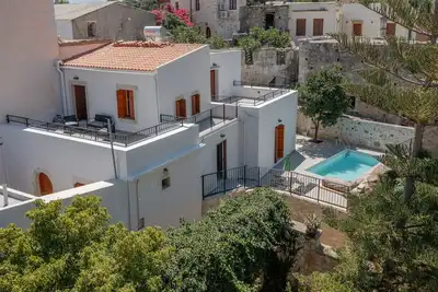 Image de View Mare Maroulas, pool, Near tavern & minimarket