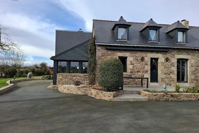 Image de Chez Marie-Céline - Maison avec jacuzzi à 20 min du Val André