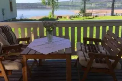 Cottage on a lake property by the lake Tåsjön