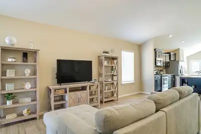 Image de Modern El Paso Getaway w/ Patio & Backyard!