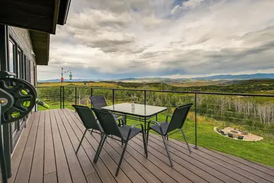 Image de Steamboat Springs Apt w/ Views, 15 Mi to Skiing!