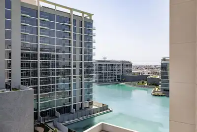 Image de Modern 1-Bedroom Apartment with Lagoon Views | Residences 15 – District One