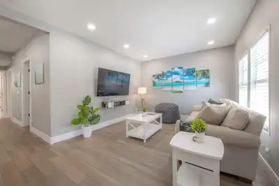 Image de The Pearl Cottage 2b/1r w King 🛏 & Fast Wifi