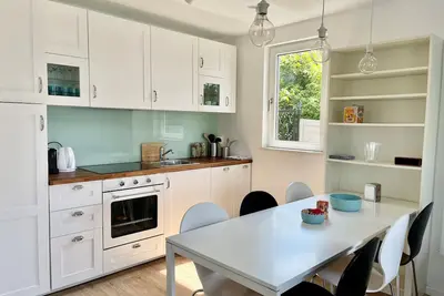 Image de Quiet garden house with good transport links to the center