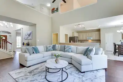 Image de Spacious Sugar Land Home w/ Yard & Pool Access!