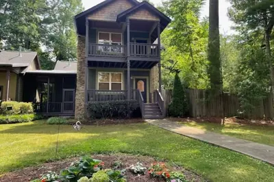 Image de Lake Cove at Highland Lake