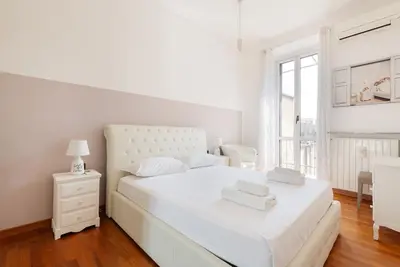 Image de Roomy Apartment x5 - 850 m far from Famagosta Mm2