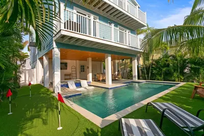 Image de Beach Bliss! Walk to beach! short stays
