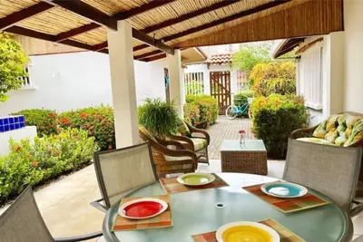 Image de Villa 1 minute walking to beach with pool A\/C pet friendly