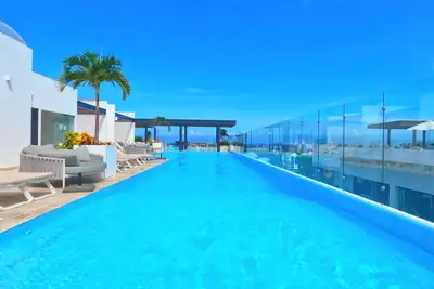 Image de Entire Home: Unit 404, Serenada Condos