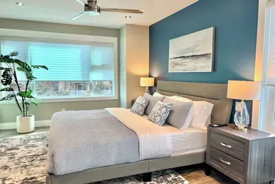 Image de Spacious, stylish, and well-stocked