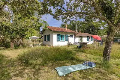Image de Maison de vacances 'Petite Maison de Pays' avec jardin partagé