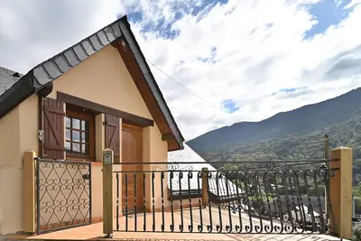 Image de Appartement 'Appartement Boutx' avec terrasse privée, balcon et Wi-Fi