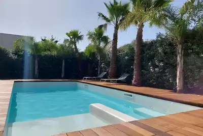 Image de Rdc d'une Luxueuse Villa d'Architecte avec Piscine Privée